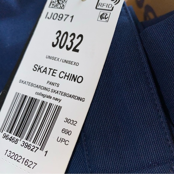 Adidas Skate Chino Men's Pants Blue 3 Stripe Baggy - Picture 6 of 6